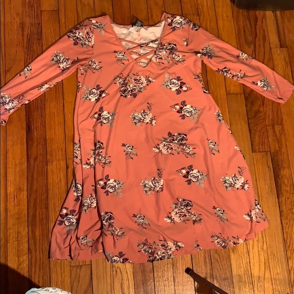 Justify Dress 3/4 sleeve - Picture 1 of 4